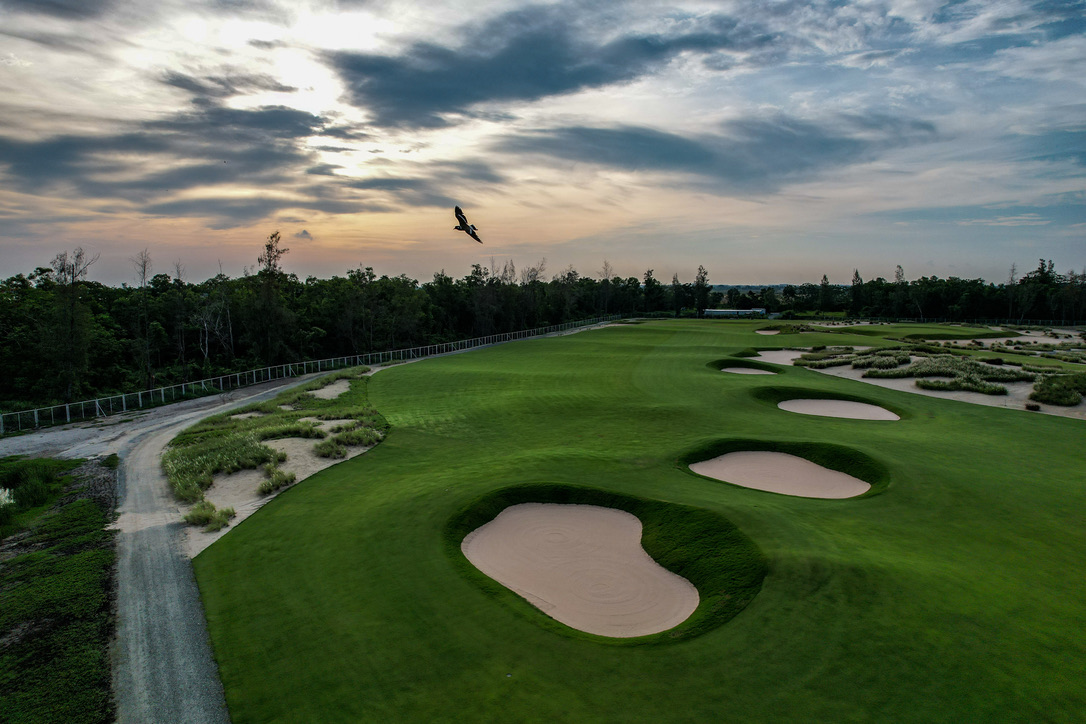 Ban Rakat Ballyshear Golf Club