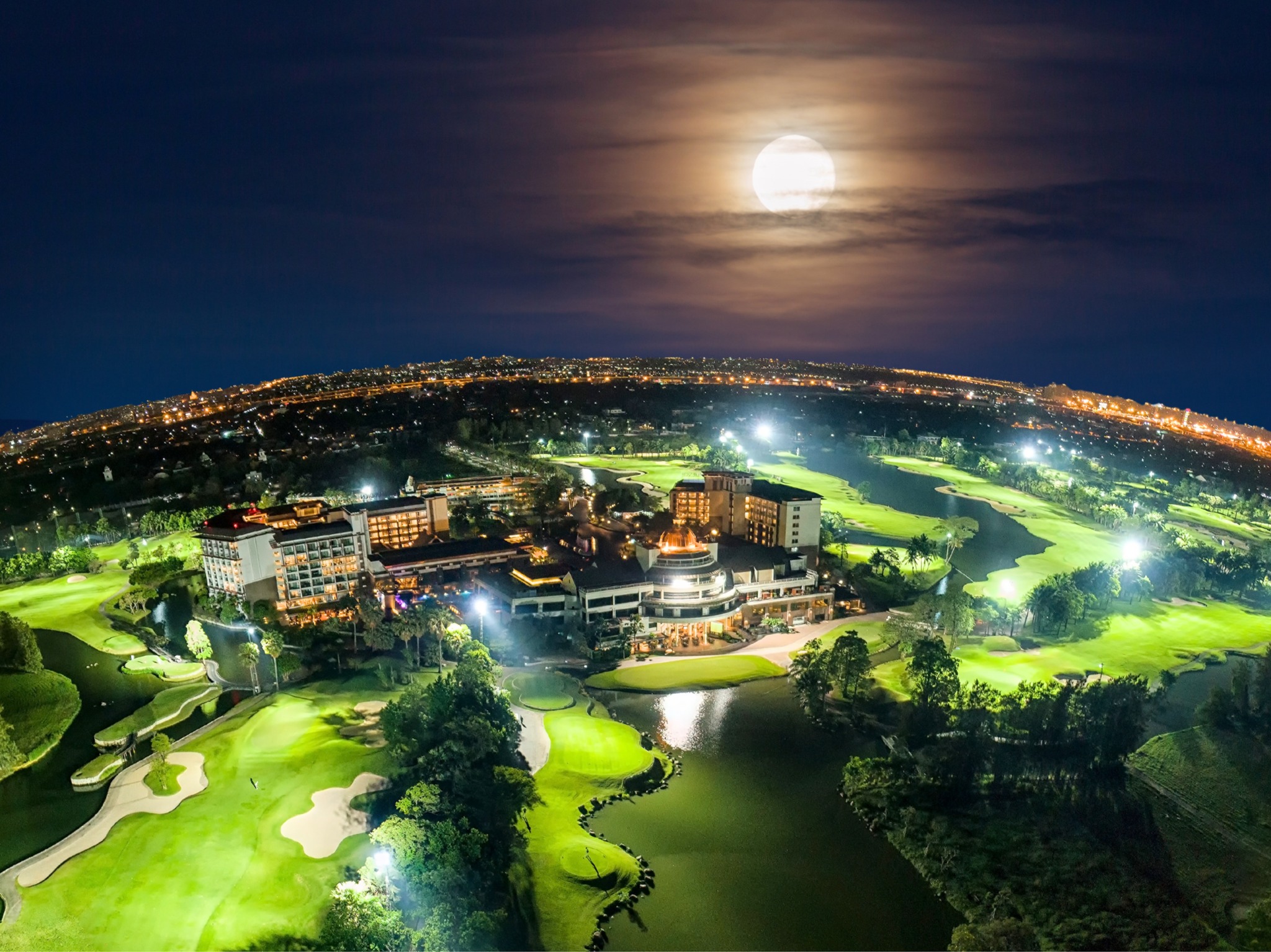 Summit Windmill Golf Club - Image 1