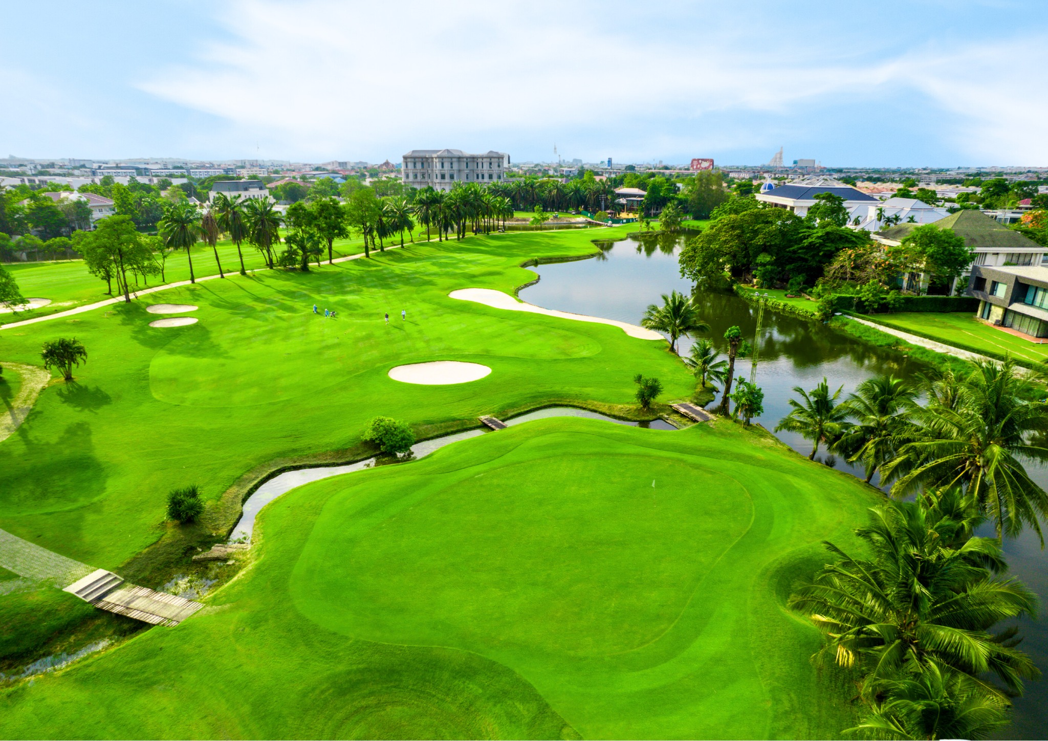 Summit Windmill Golf Club - Image 2