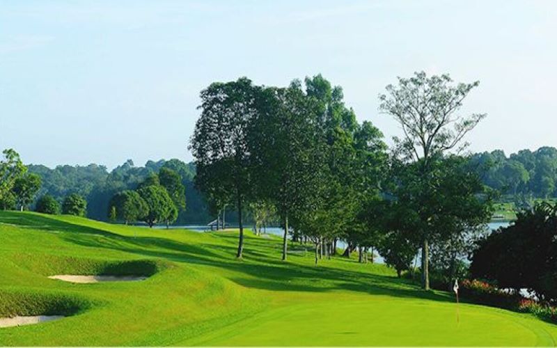 Siharatdechochai Golf Course