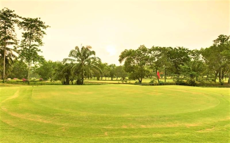 Star Country Club (Aquarius Country Club)