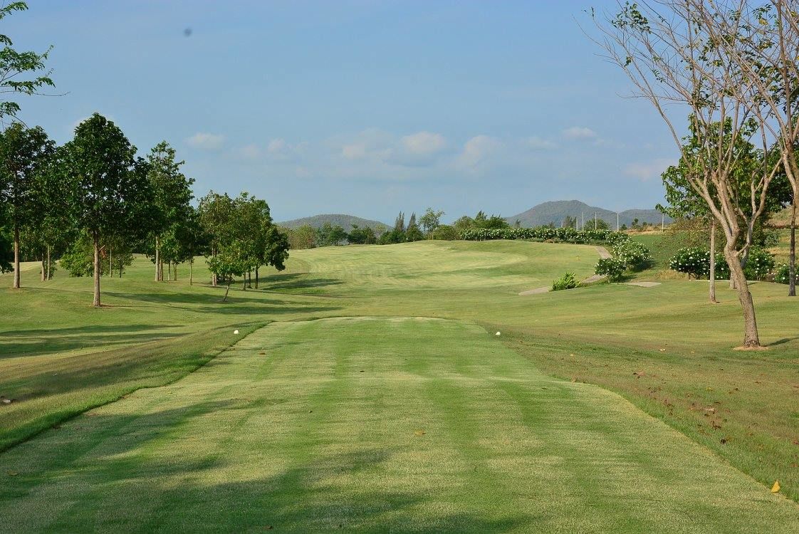 Artitaya Country Club (Bangkok Royal Country Club)
