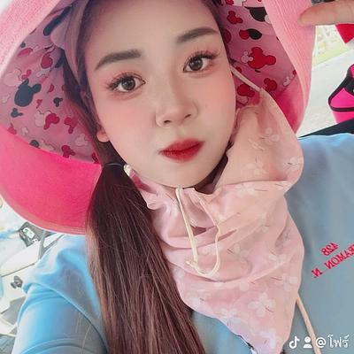 โฟร์ (โฟร์)